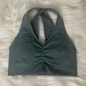 Alphalete Amplify Sports Bra